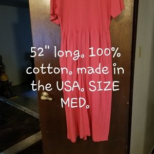 Short-sleeved maxi dress heavier weight I don't kn